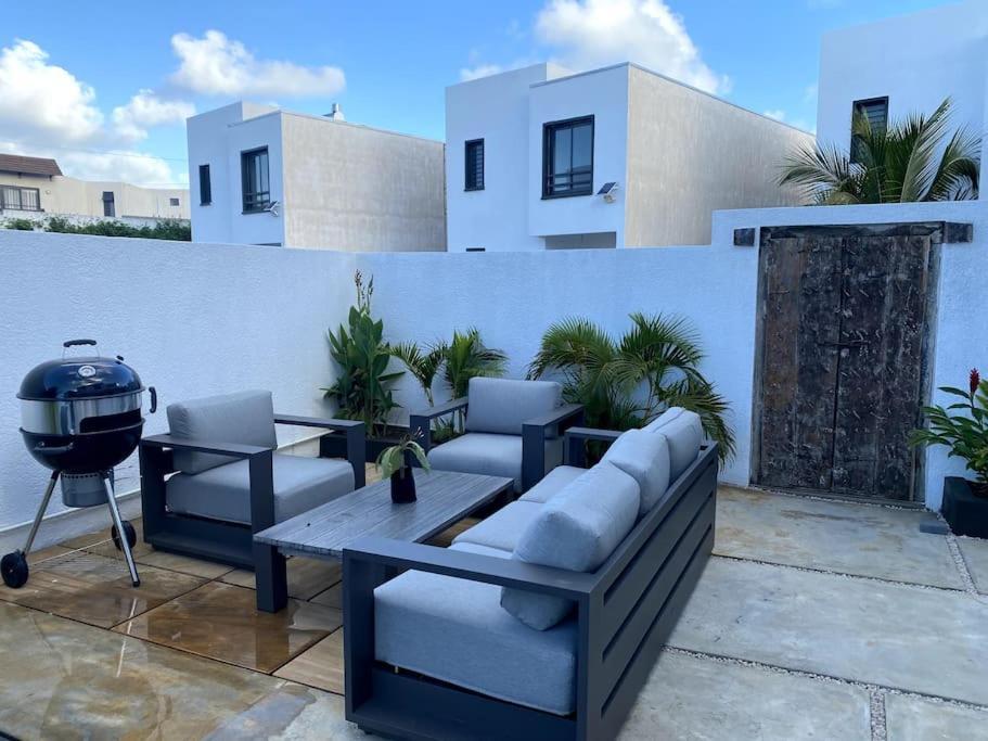 Magnifique Villa Avec Piscine Grand Baie Exterior foto